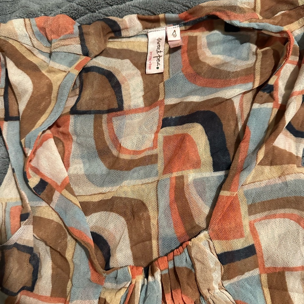 Geometric Patterned Blouse